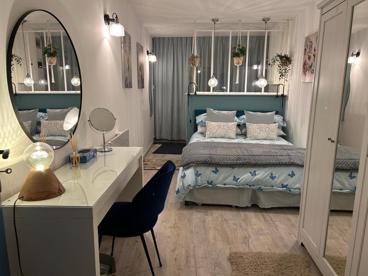 La Petite Maison Pont-d'Ouilly Екстер'єр фото